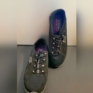 Women's Sketchers Sneakers